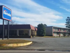 Image of American Inn