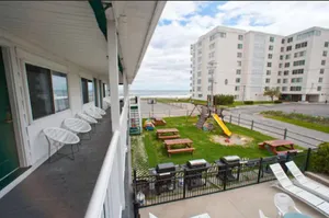 Image of Crest Motel