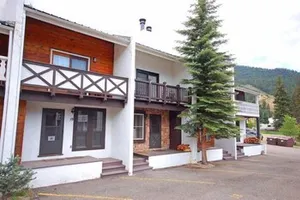 Image of Claim Jumper 19