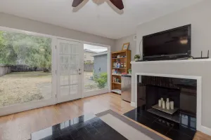 Image of Cozy 2bd House, Minutes From Fb And Stanford Univ! 2 Bedroom Home by RedAwning