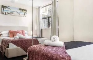 Image of Surfers Paradise Retreat With Free Parking