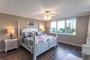 Image of Destin West - Heron