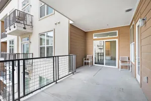 Image of Downtown Apt FREE Parking - Fully Kitchen - FREE Laundry