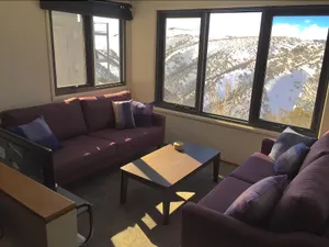 Image of Snowtel 1
