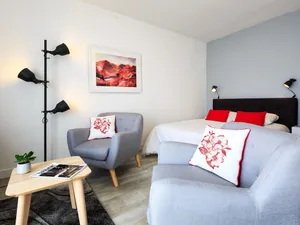 Image of DORMIR À CLERMONT-FERRAND - 1ER MAI