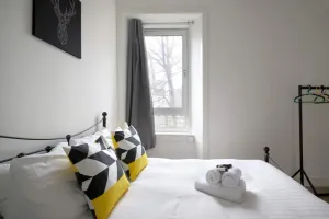 Image of Modern Leith Apartment