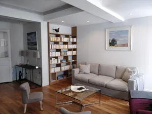 Image of Tonnelier 33 - Charmant et Prestigieux