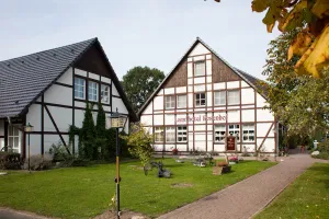 Image of Landhotel Rosenhof am Plauer See garni mit E-Lade Säule