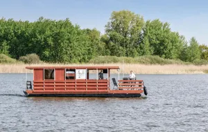 Image of Beautiful Ship/boat in Neustrelitz With 2 Bedrooms and Wifi