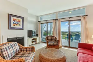 Image of Sandpiper 95066 by RedAwning