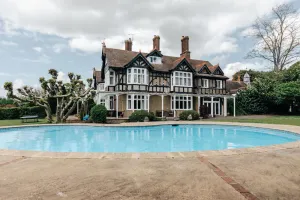 Image of Waterfront Retreat in Hambleden