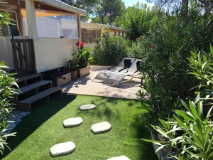 Image of Bungalow de 2 chambres avec piscine partagee et terrasse amenagee a Puget sur Argens