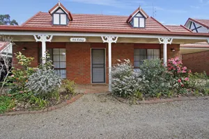Image of Oak Cottage Tudor Village Unit 5