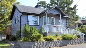 Image of 430 13th Ave
