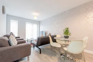 Image of 3 Bedroom Apartment Near City Centre With Parking