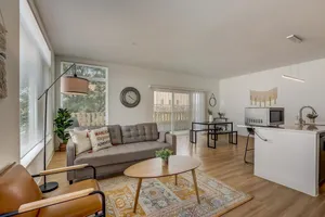 Image of Frontdesk 2 BR Apt Near American Family Field
