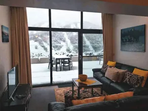 Image of Lantern 22 - Balcony