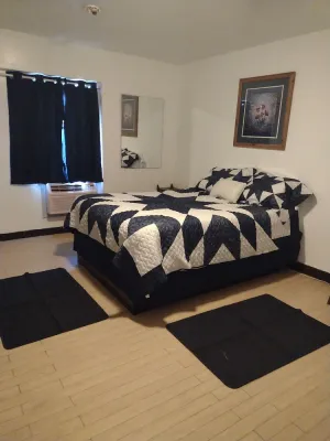 Image of Midwest Country Inn
