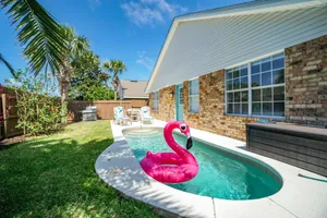 Image of Destin Beach House Just A Splash By Panhandle Getaways