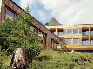 Image of Lovely Apartment With Infrared Sauna, Balcony, Garage