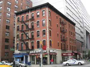 Image of Carlton Arms Hotel