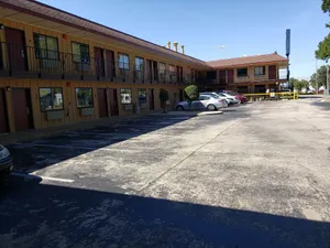 Image of Super 7 Inn