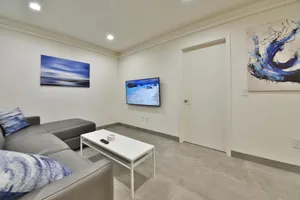 Image of 1244#3 Magnificent Newly Renovated Home by Beach