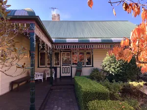 Image of Glenella, a grand gracious Heritage house in Blackheath,15 bedrooms, sleeps 30.