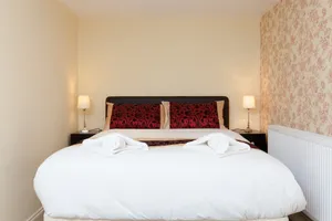Image of 2 Bedroom Home In Great Location In Edinburgh