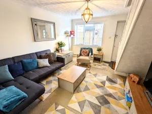 Image of Beautiful 2 Bedroom House in Quiet Location