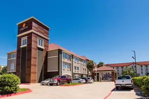 Image of Platinum Inn & Suites Webster