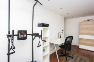 Image of Energised Apartment With Gym in Brent Park