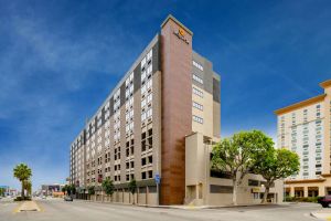 Image of La Quinta Inn & Suites by Wyndham LAX