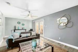 Image of Belleview Phoenix 3 Bedroom Townhouse by RedAwning