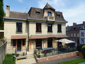 Image of Le Paddock
