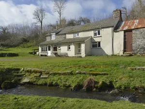 Image of East Cleave