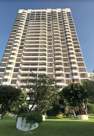 Image of Crescat Apartments