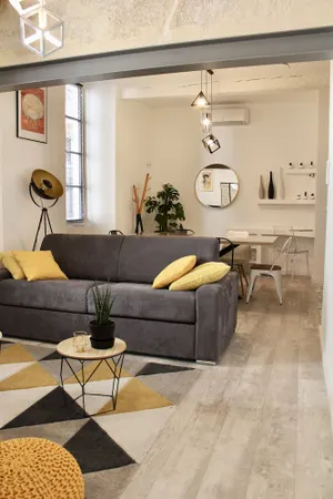 Image of Feel@Home Nemausus « Le 4 »