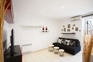 Image of GregBnb - Studio Cosy - CLIMATISÉ - WIFI - 15min Gare