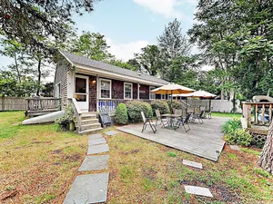 Image of Dennis Port Palace