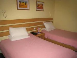 Image of Home Inn Style Shanghai Daning International Plaza Xizang North Road Metro Station