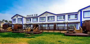 Image of White dream Pension