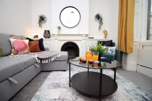 Image of Spacious 4 bedroom house - Moira Lodge by Tŷ SA