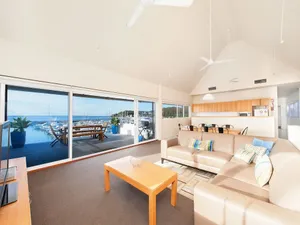Image of Crows Nest Marina View Apartment, 6 Teramby Rd - waterfront, WiFi, Aircon, Marina