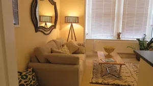 Image of 3 bedroom with parking by the station