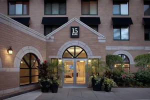 Image of Furnished Quarters at 15/25 Bank Street