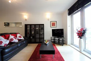 Image of Reading Spacious Two Bedroom Apartment