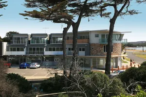 Image of Four Kings Apartments