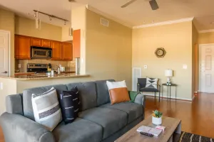 Image of FRONTDESK Residences at Gramercy Apts Houston