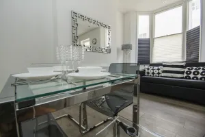 Image of Sea Breeze Apartment Central by Brighton Holiday Lets